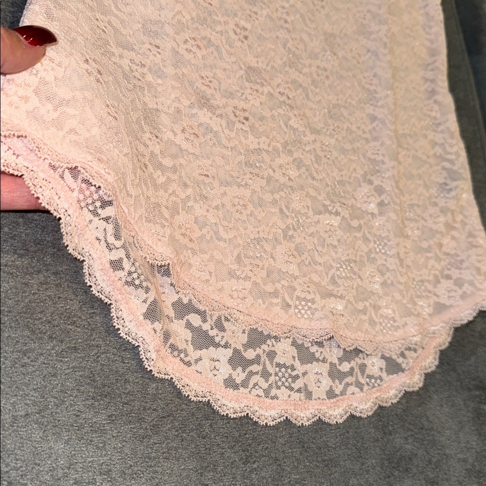Victoria’s Secret- NWOT Light Pink Lace Tank Top Size XS - Picture 9 of 14